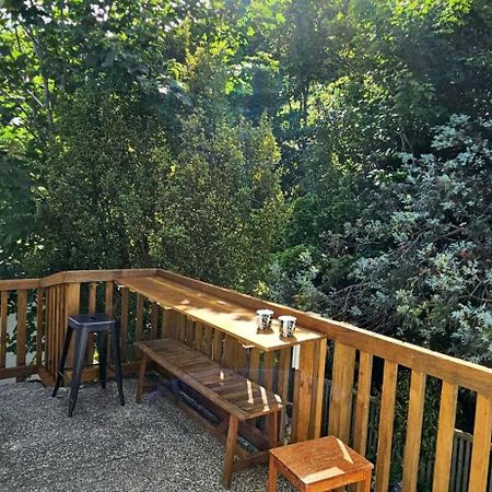 Bridge & Birds Bed & Breakfast Wellington Exterior photo