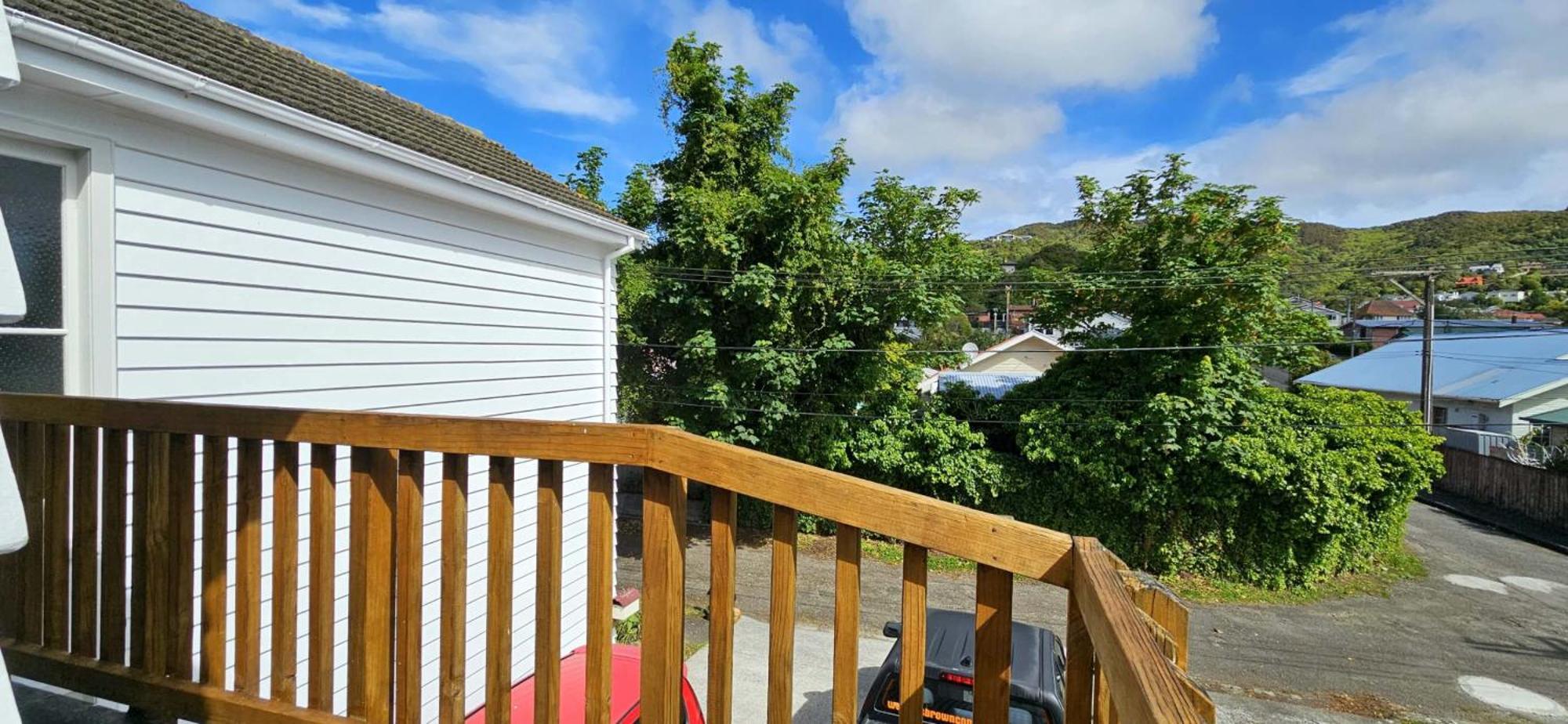 Bridge & Birds Bed & Breakfast Wellington Exterior photo